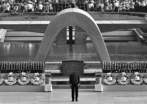 shinzo Abe 70 anniversario gray