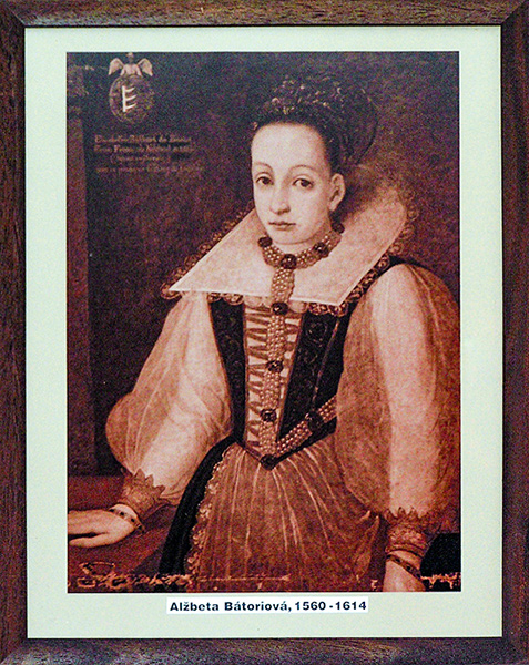 contessa-sanguinaria-bathory-02